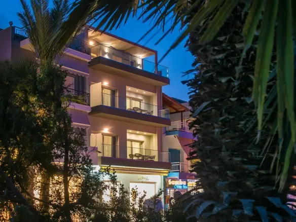 Business Of 200 M² In Crete