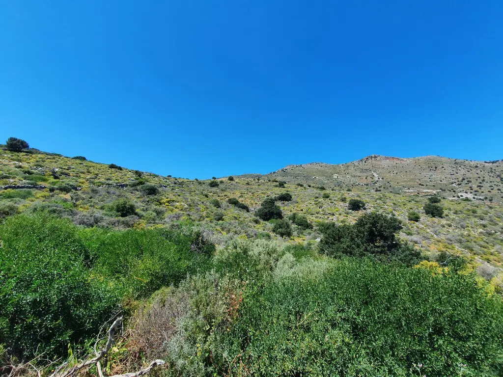 Land Of 28045 M² In Crete