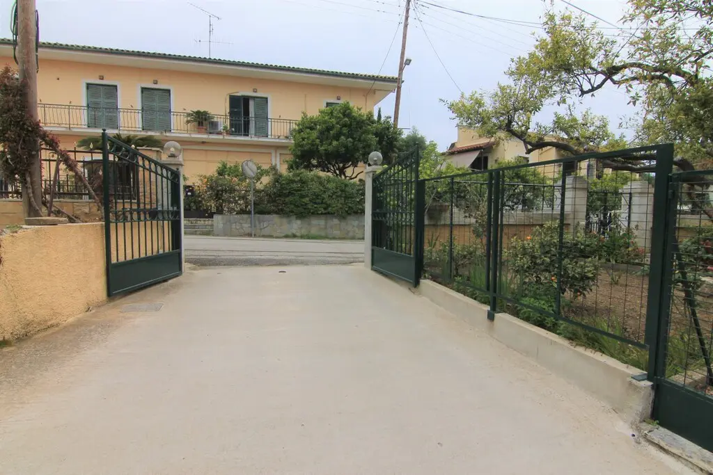 Detached House Of 240 M² In Corfu
