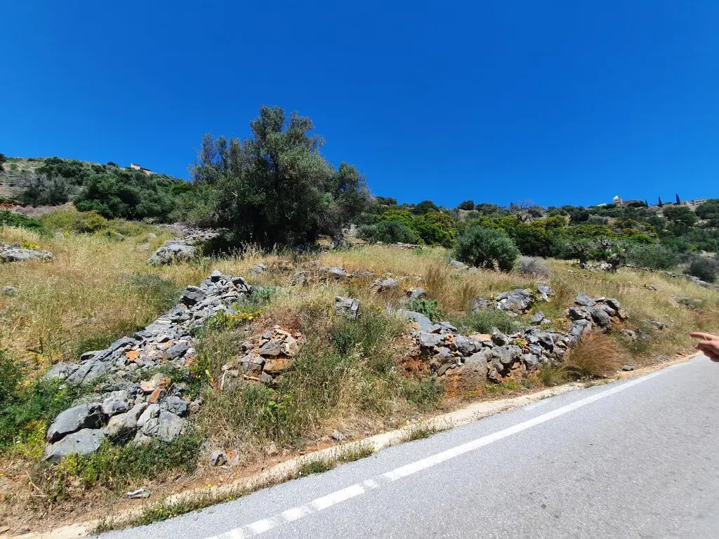 Land Of 1924 M² In Crete
