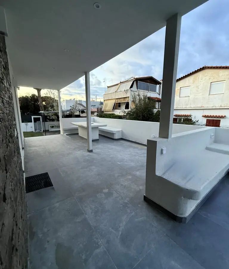 Villa Of 340 M² In Attica