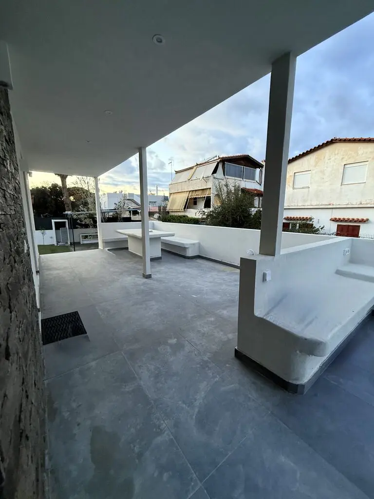 Villa Of 340 M² In Attica
