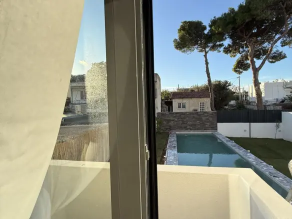 4-bedroom Villa In Artemida (loutsa), Greece (340 M²)