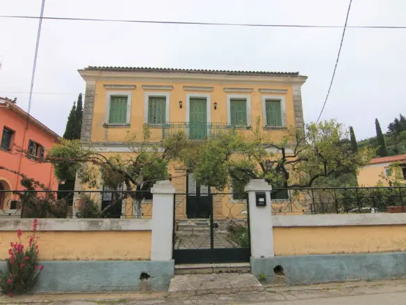 Detached House Of 240 M² In Corfu