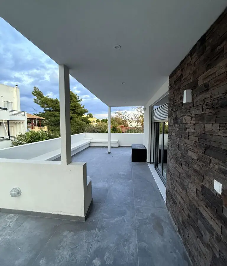 Villa Of 340 M² In Attica