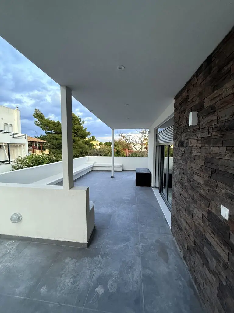 Villa Of 340 M² In Attica