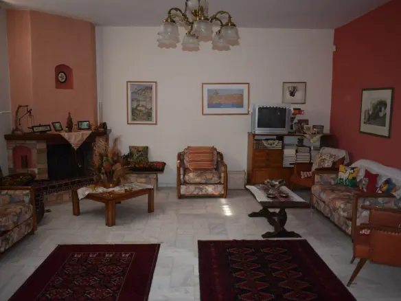 3-bedroom Detached House In Vasilika, Greece (290 M²)