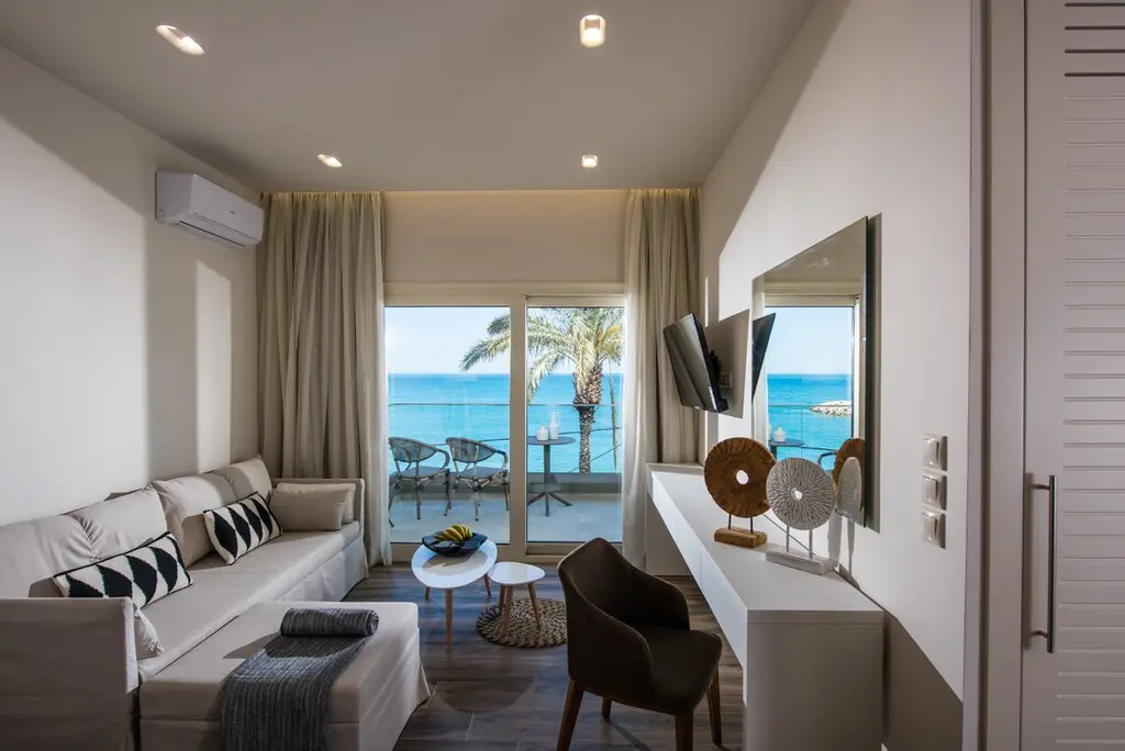 Business Of 200 M² In Crete