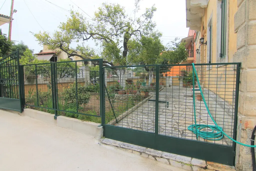 Detached House Of 240 M² In Corfu