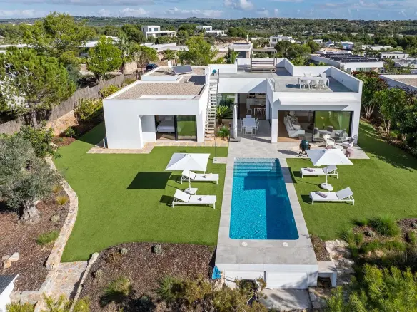 3-bedroom Villa In Orihuela, Spain (191 M²)