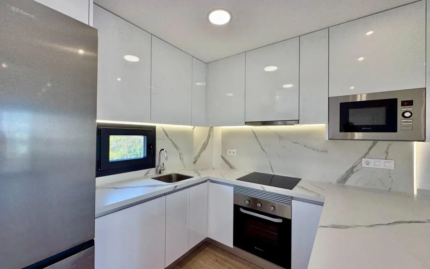 Penthouse Of 178 M² In Torrevieja, Spain