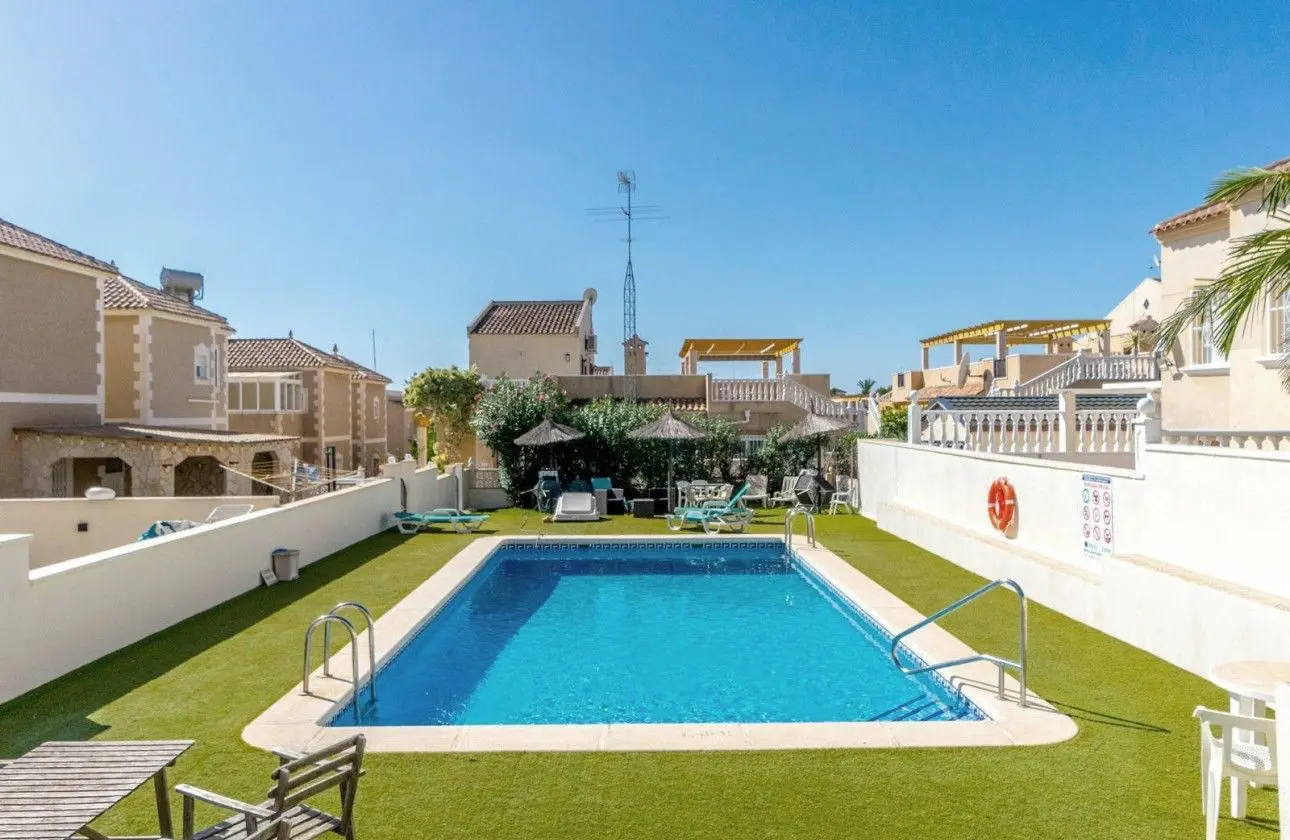 Bungalow Of 45 M² In Orihuela Costa, Spain