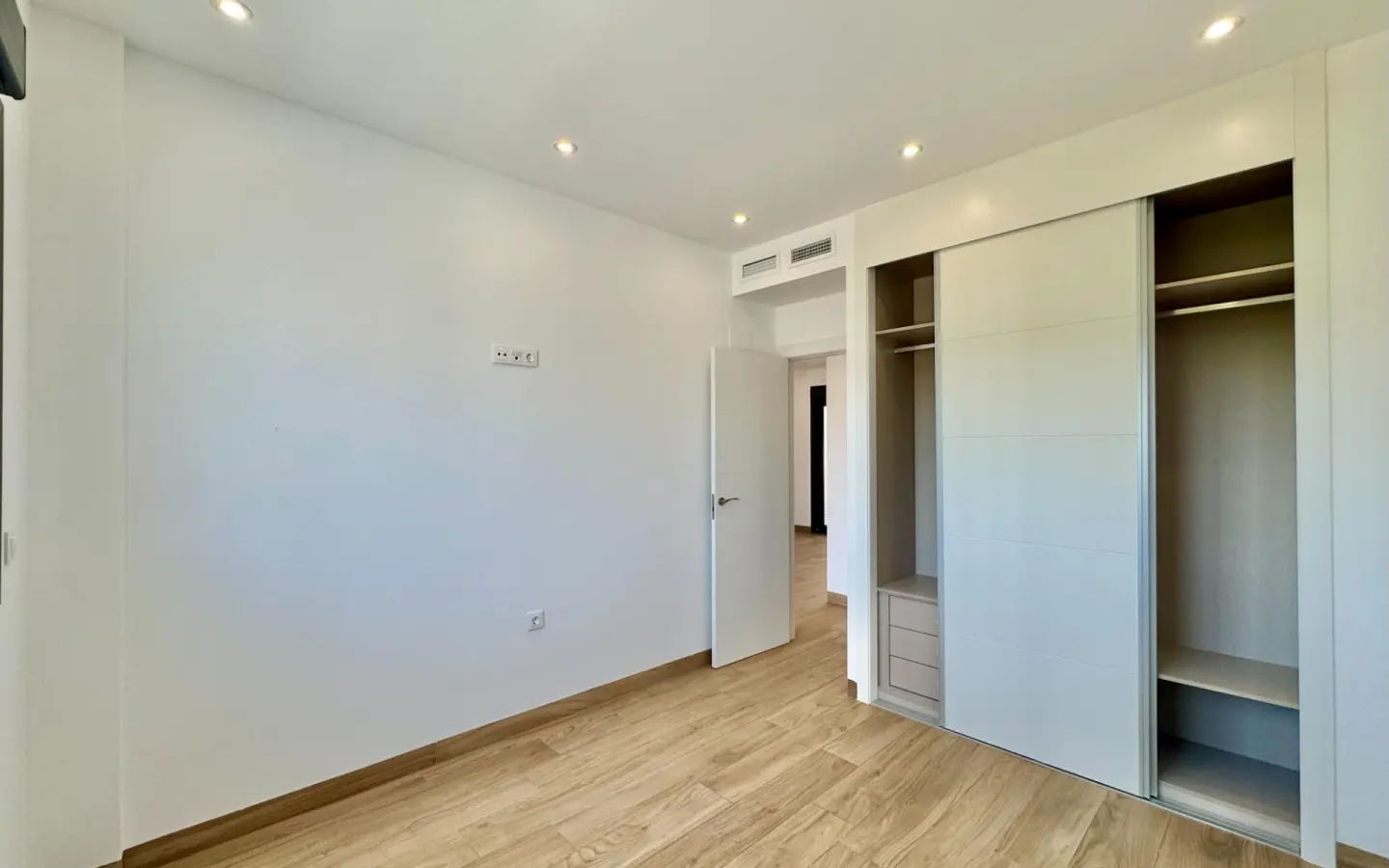Penthouse Of 178 M² In Torrevieja, Spain