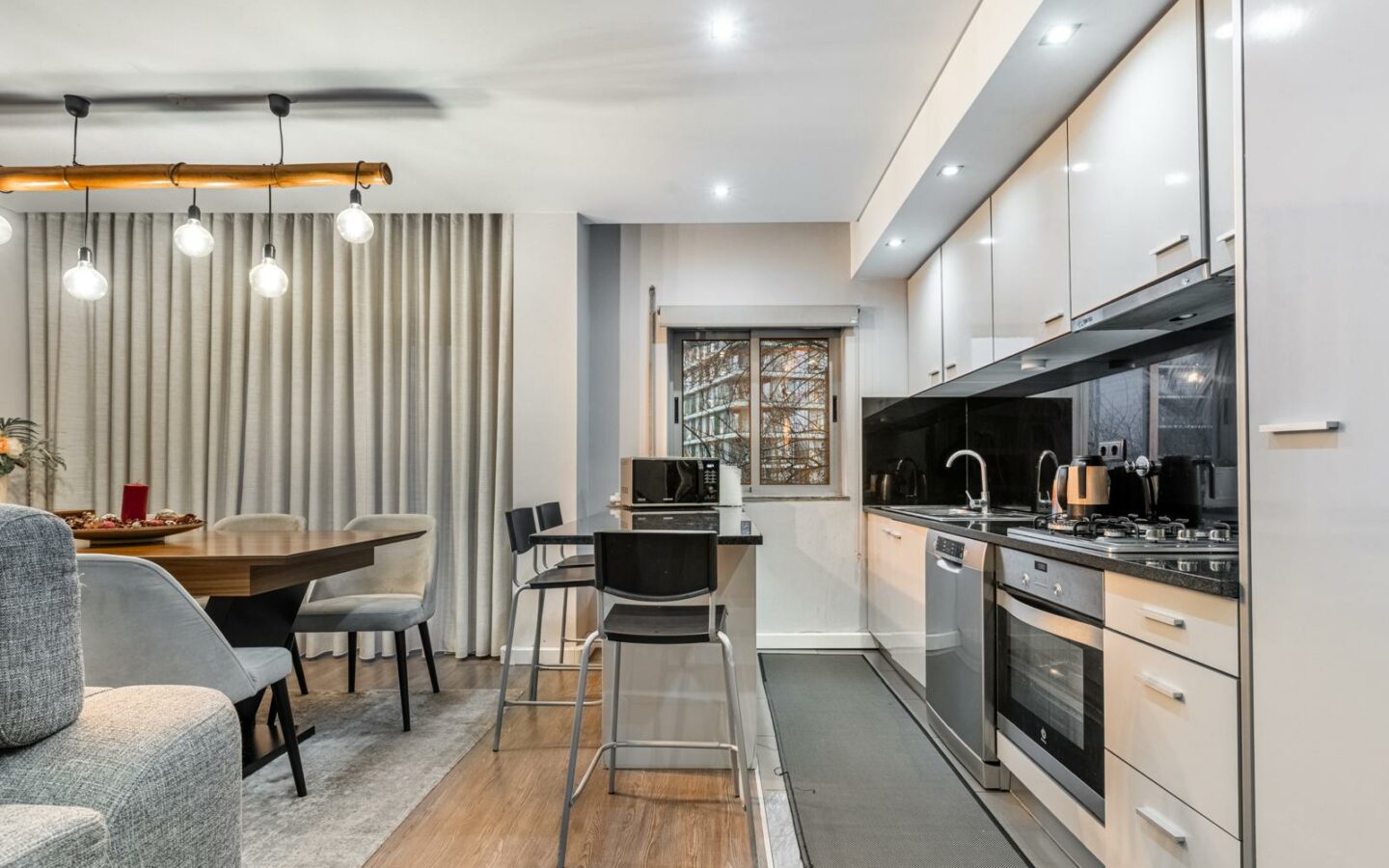 Fully Renovated 3-bedroom Apartment In Braga
