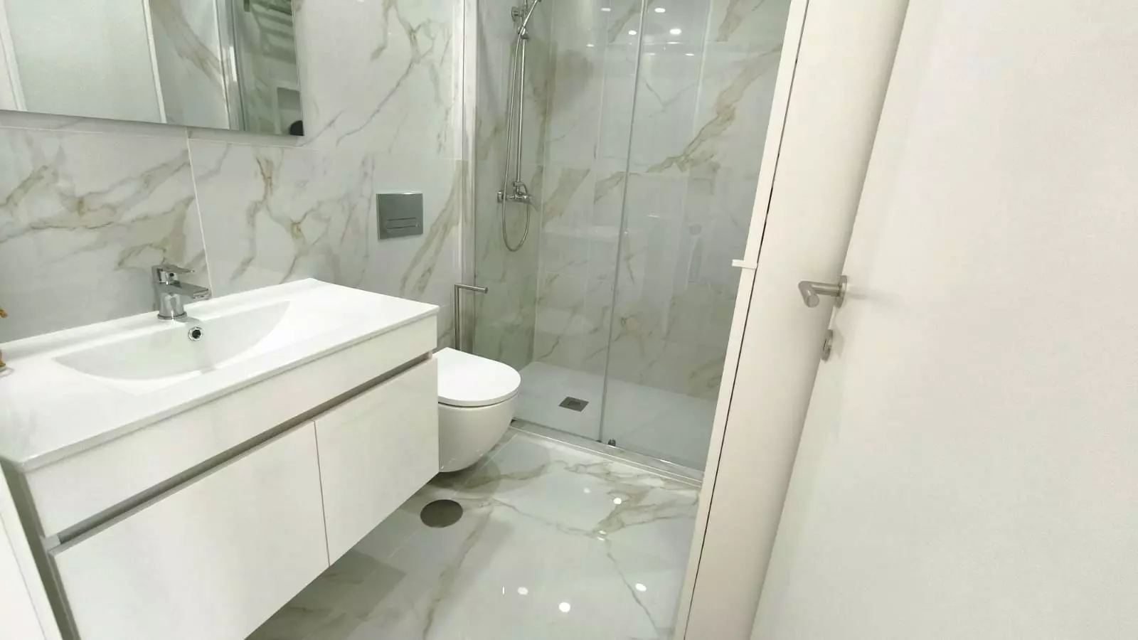 13 New 1-bedroom Apartment With Large Private Terrace And Stunning Views In Travassos – Póvoa De Lanhoso (portugal)
