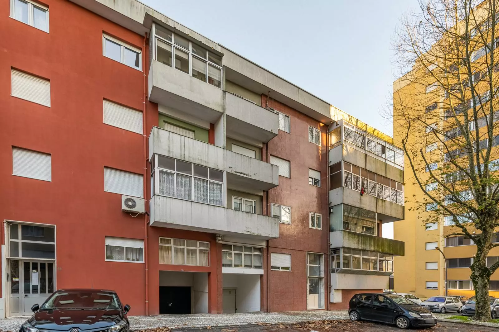 18 Fully Renovated 3-bedroom Apartment In Braga