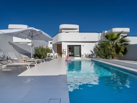 Villa Of 203 M² In Rojales, Spain