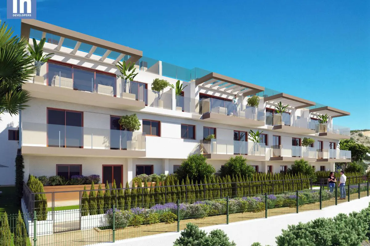 Terraced House Of 169 M² With Patio In La Nucía, Spain