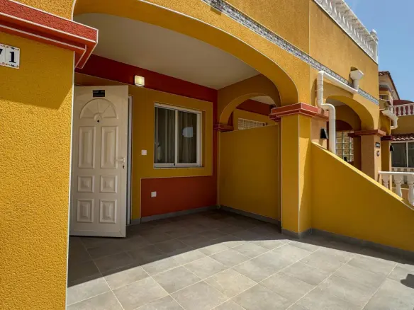 House Of 86 M² In Orihuela Costa, Spain
