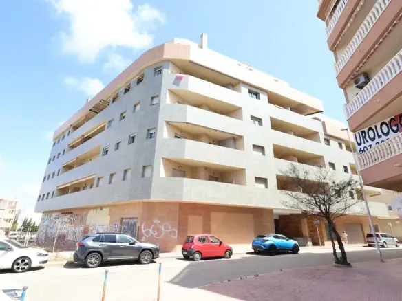 Apartment Of 103 M² In Torrevieja, Spain