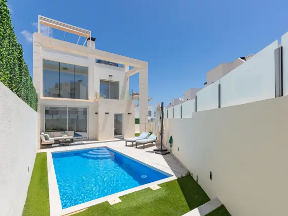 Villa Of 149 M² In Orihuela Costa, Spain
