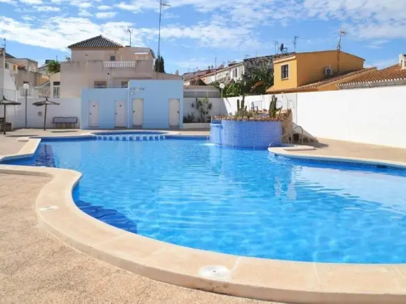 House Of 89 M² In Torrevieja, Spain