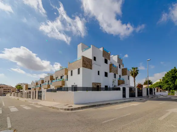 House Of 134 M² In Orihuela Costa, Spain
