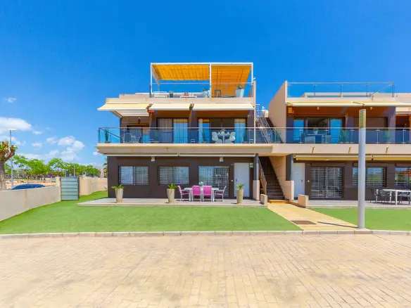 Apartment Of 120 M² In Pilar De La Horadada, Spain