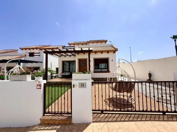 Villa Of 94 M² In Rojales, Spain