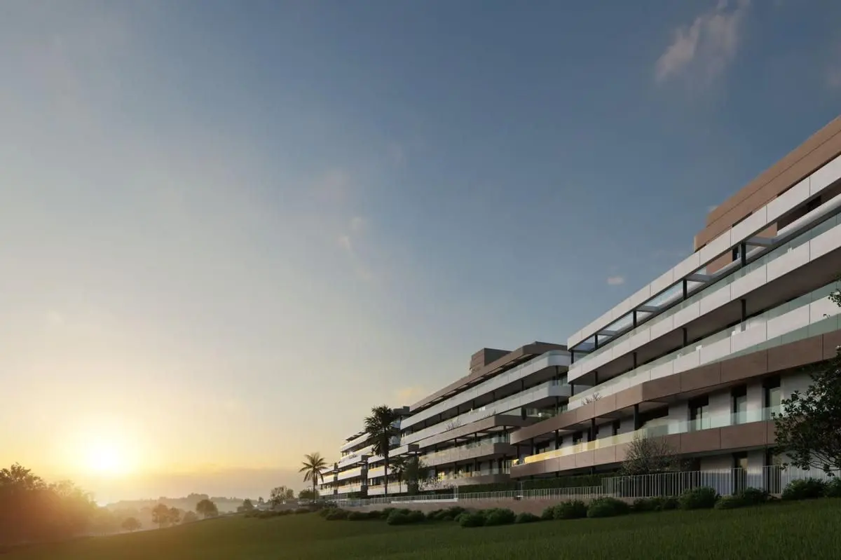 Apartment Of 72 M² With Sea Views In Estepona