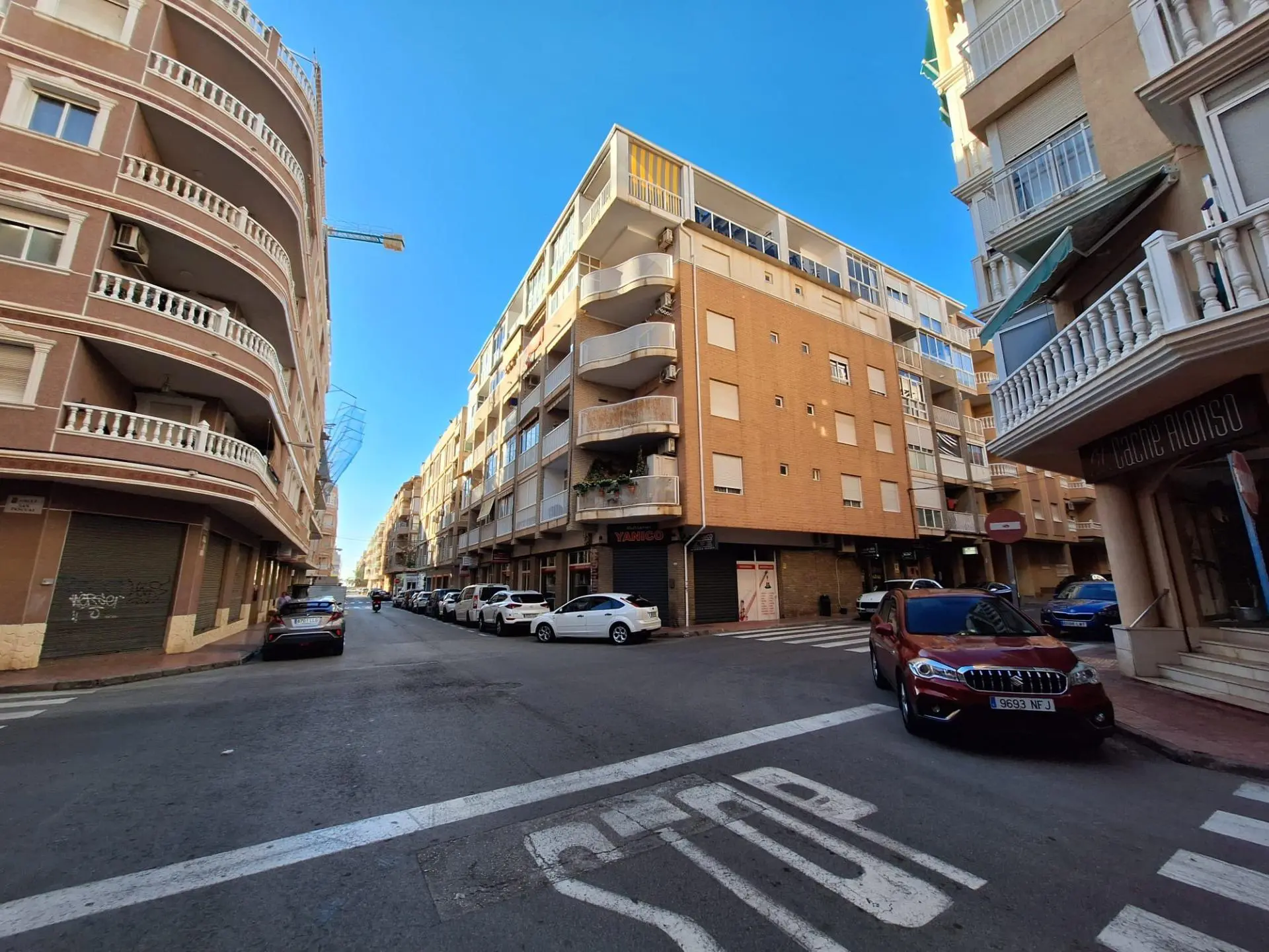 Apartment Of 100 M² In Torrevieja, Spain