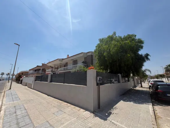 Apartment Of 104 M² In Los Alcázares, Spain