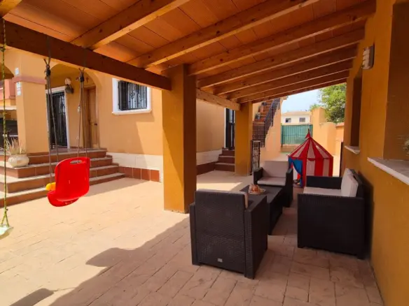Villa Of 90 M² In Torrevieja, Spain