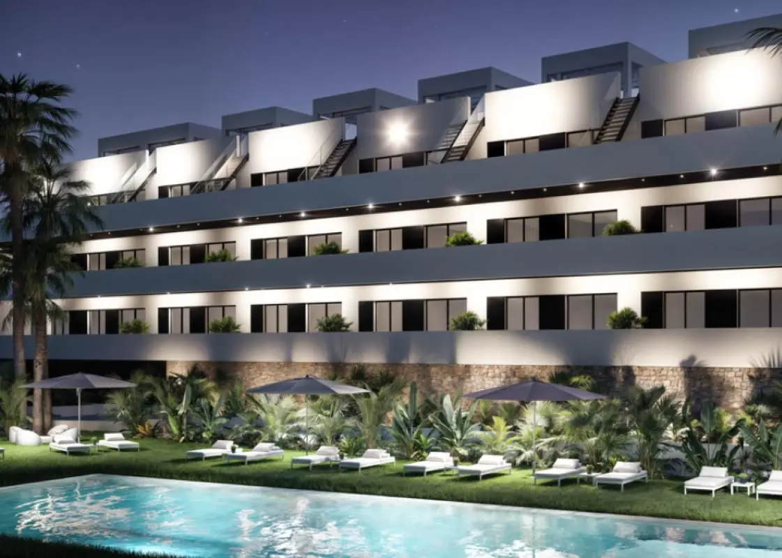 Apartment Of 87 M² With Sea View In Finestrat, Spain
