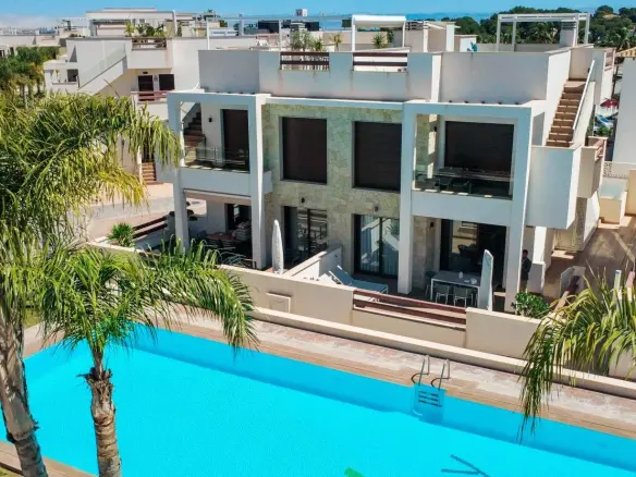 Apartment Of 71 M² In Torrevieja, Spain