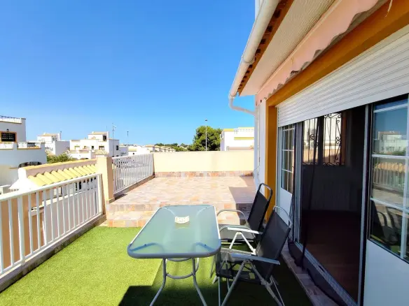 House Of 88 M² With Sea Views In Torrevieja, Spain