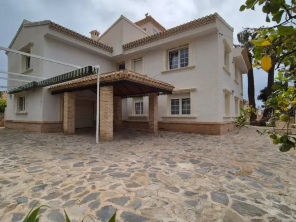 Villa Of 545 M² In Cabo Roig, Spain