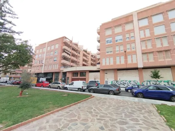 Apartment Of 120 M² In Torrevieja, Spain
