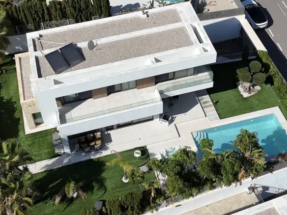 Villa Of 0 M² With Sea View In Villajoyosa, Spain