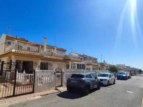 House Of 0 M² With Terrace In Orihuela Costa
