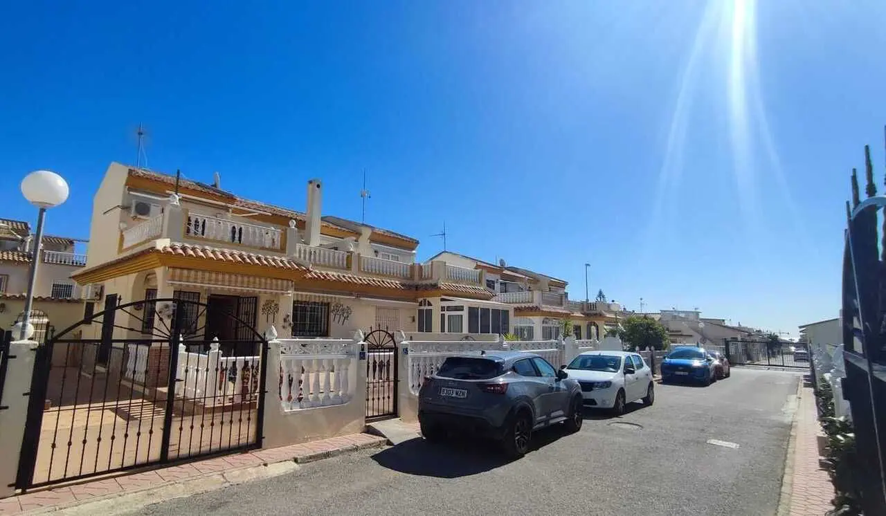 House Of 0 M² With Terrace In Orihuela Costa