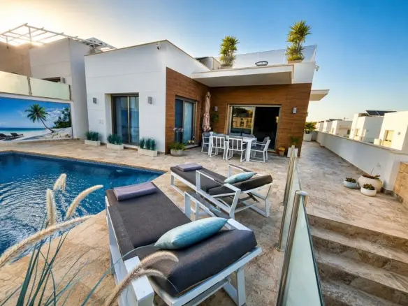 Villa Of 262 M² In San Miguel De Salinas, Spain