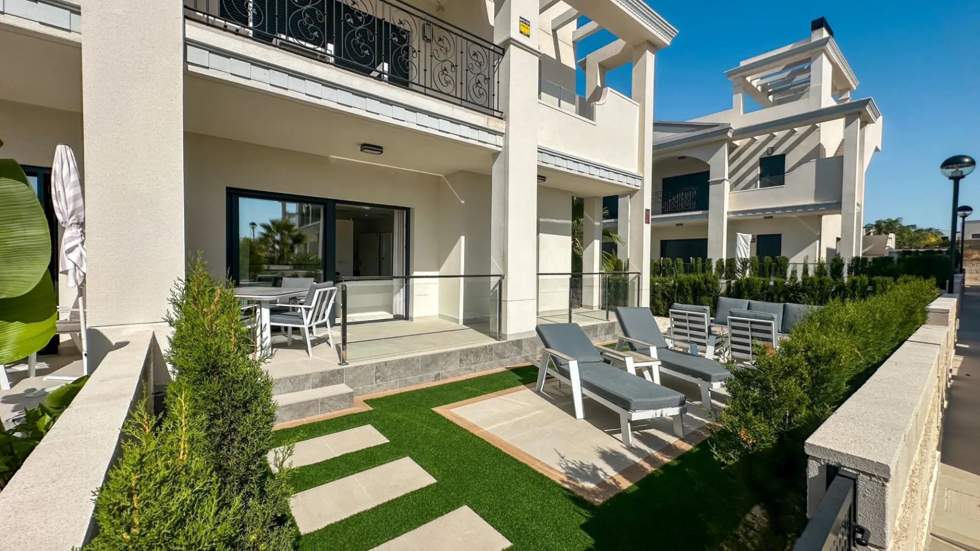 Bungalow Of 79 M² In Rojales, Spain