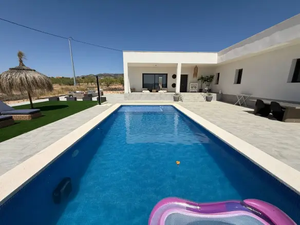 Villa Of 175 M² In Pinoso, Spain