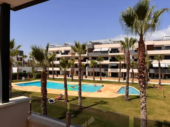 Apartment Of 100 M² With Balcony In Orihuela Costa