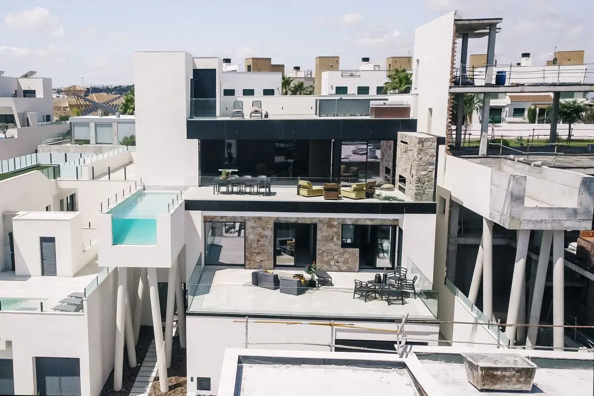 Villa Of 416 M² In Rojales, Spain