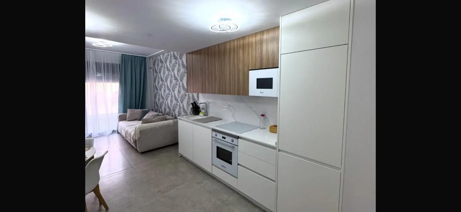 Apartment Of 75 M² In Torrevieja, Spain