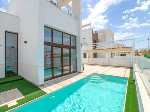 Villa Of 149 M² In Torrevieja