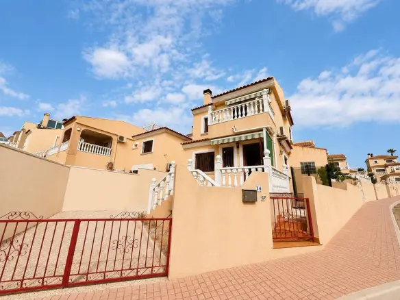 Villa Of 77 M² With Mediterranean Style In Orihuela Costa, Spain