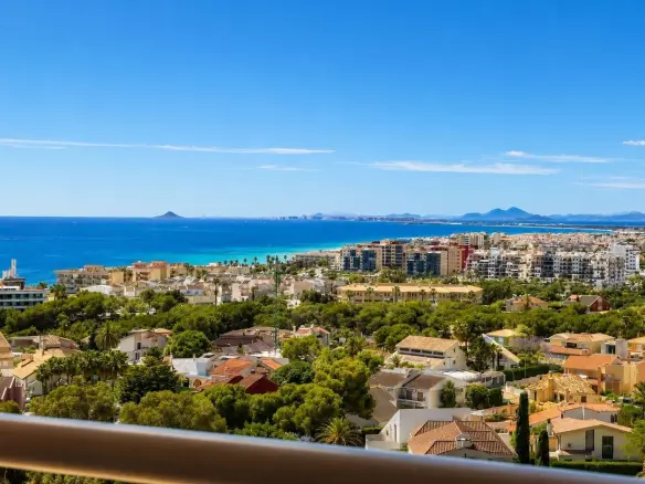 Apartment Of 81 M² With Sea Views In Orihuela Costa